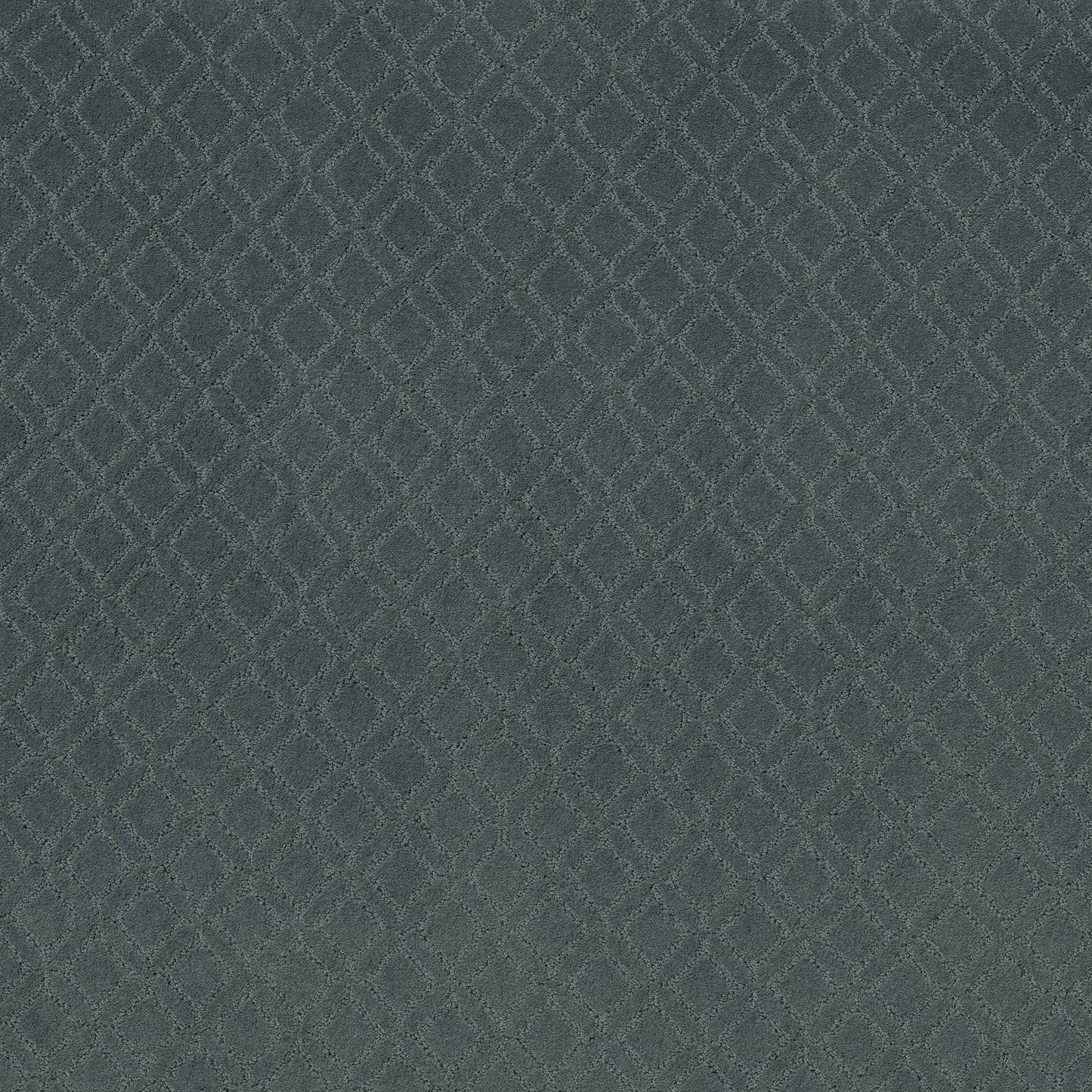 CUT UNCUT  R